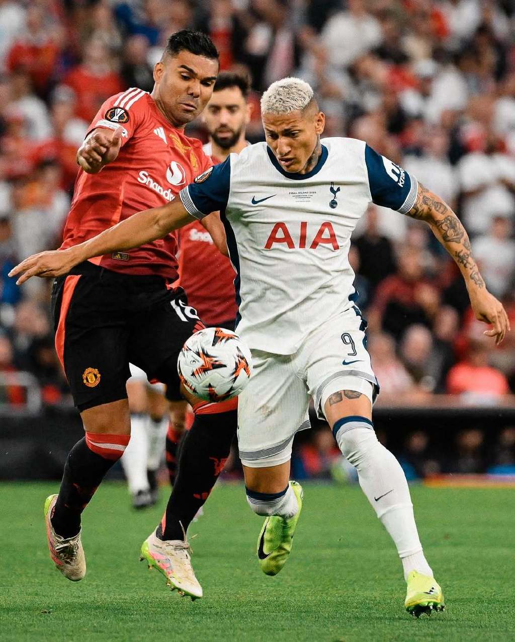 IM电竞官方综合游戏-英超第2轮曼联四球大胜领跑 蓝军绝杀热刺取首胜